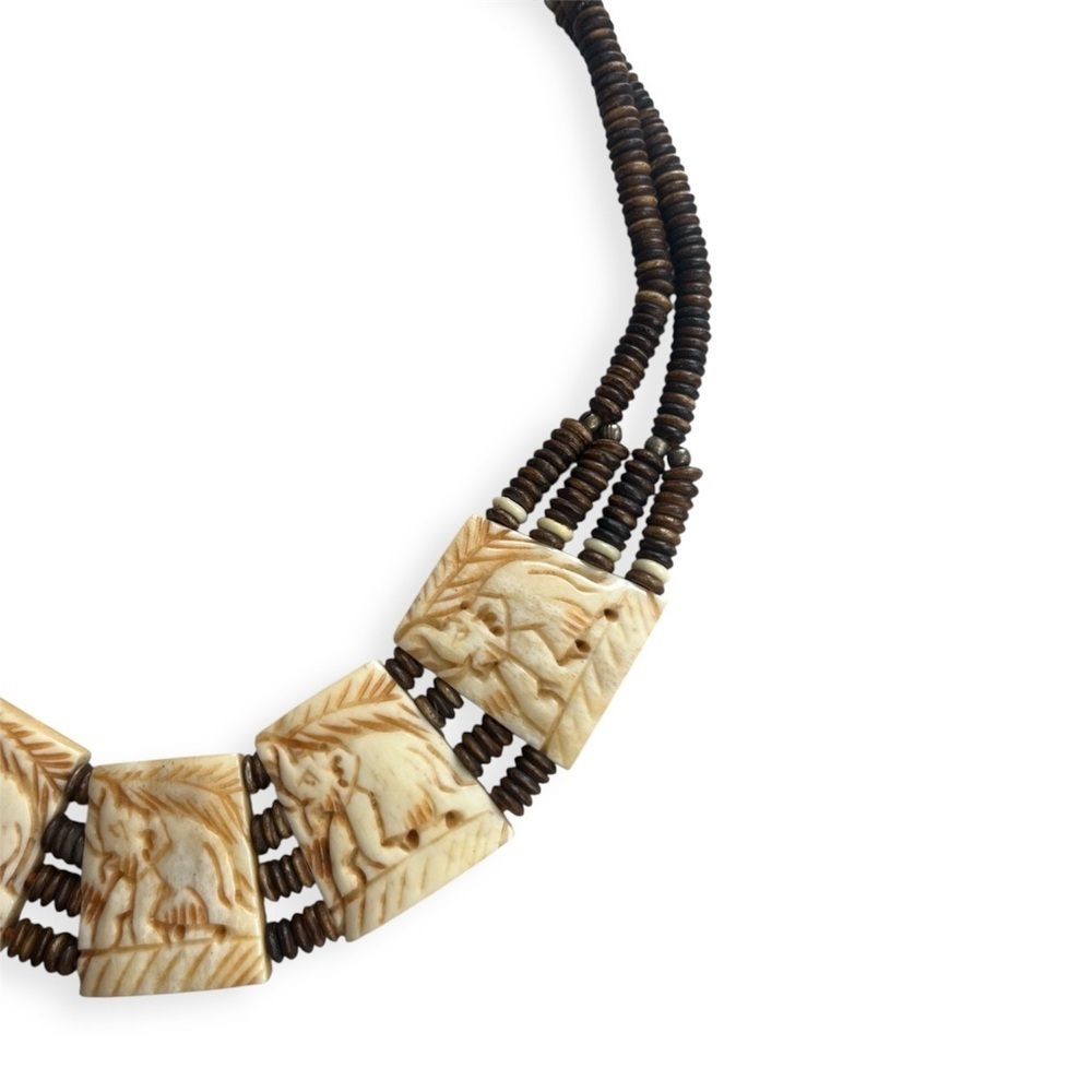 Vintage Tribal Carved Bone Elephant Jewelry Set - Picture 3 of 9